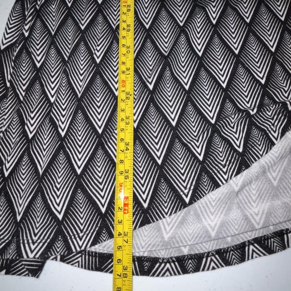 Design History Black and White Asymmetrical Dress - Picture 6 of 10